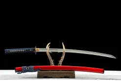 Alternative view of Crimson Edge - Håndlaget Katana av 1065 karbonstål