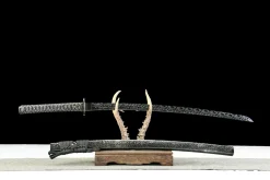 Alternative view of Demon Mark - Håndlaget Katana av 1065 karbonstål