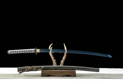 Alternative view of Hollow Blue - Håndlaget Katana av 65Mn Spring Steel