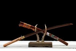 Alternative view of Ember Pattern - Håndlaget Katana av Damaskusstål