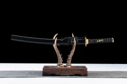 Alternative view of Svart-Gylden Vifte - Håndlaget Wakizashi av 1065 karbonstål